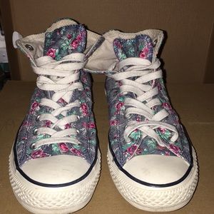 Floral converse